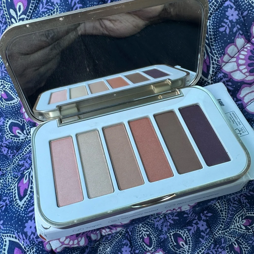 jane iredale reposhing this